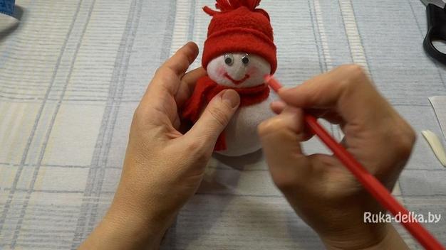Снеговик из носка Снеговик из носка